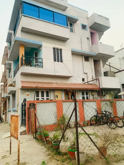 Dwarkesh Hostel & PG Thumbnail