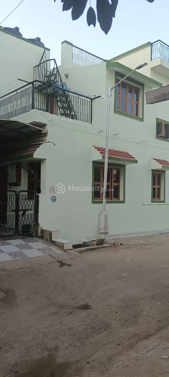 Khodiyar Girl's & Boys Hostel & PG Image 2