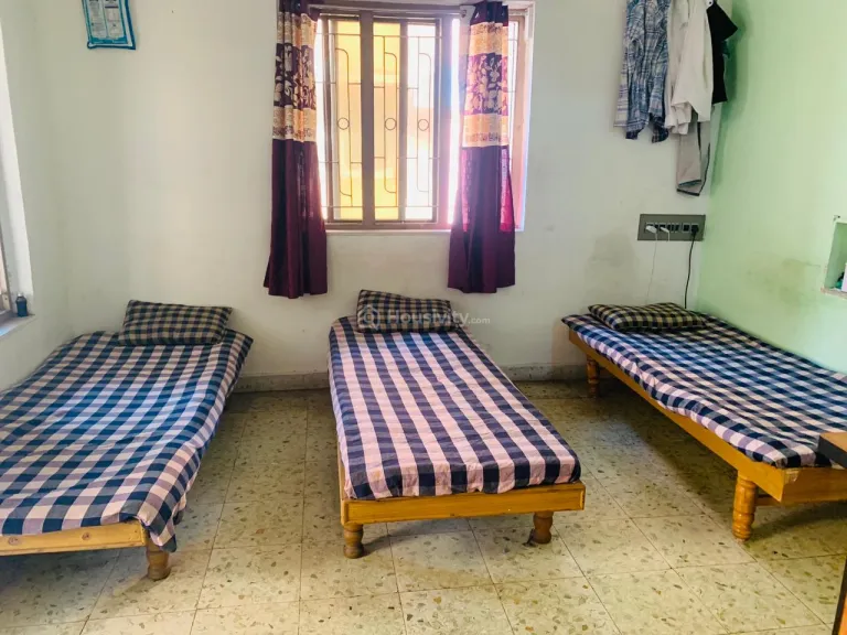 Dwarkesh Hostel & PG Image 4