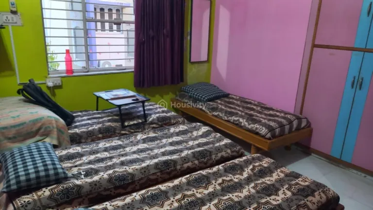 Dwarkesh Hostel & PG Image 6