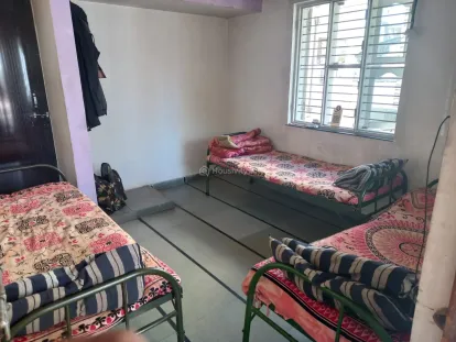 Dwarkesh Hostel & PG Image 12
