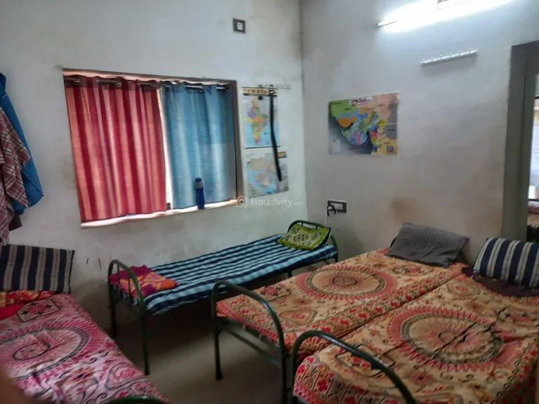Dwarkesh Hostel & PG Image 16