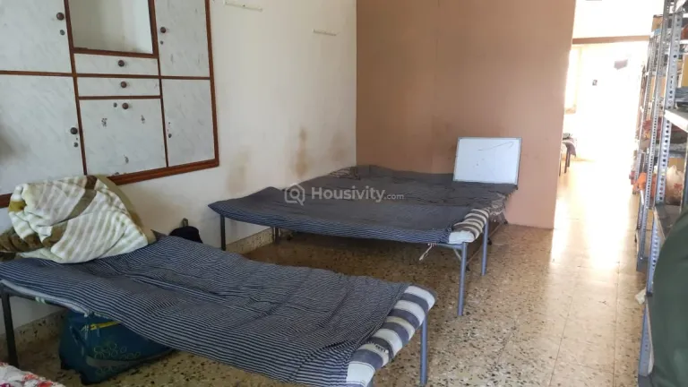 Jay Dwarkadhish Hostel Image 3