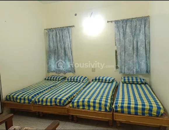 The Perfect Hostel Image 3