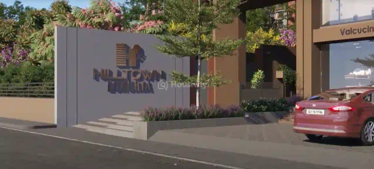 Hilltown Luxuria Image 5
