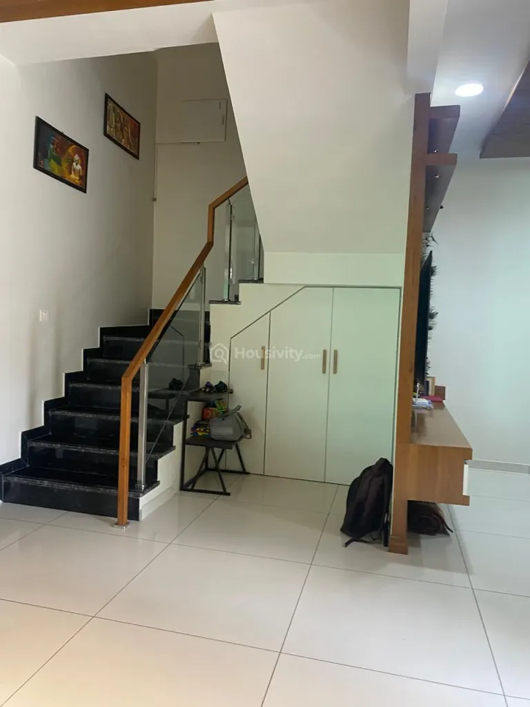 4 BHK Bunglow for Sale in Raysan, Gandhinagar Image 5