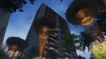 The Twin Towers Image 18