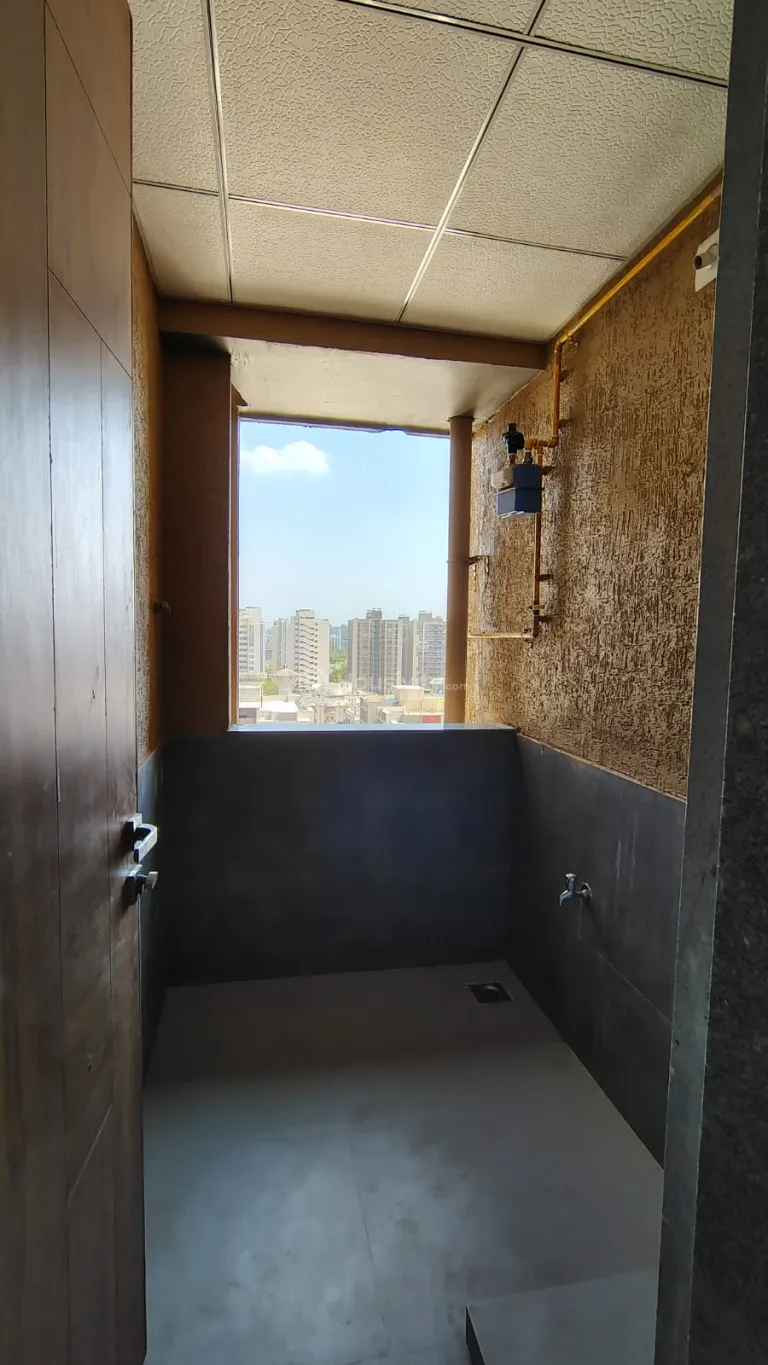 2 BHK Flat for Rent in Kudasan, Gandhinagar Image 12