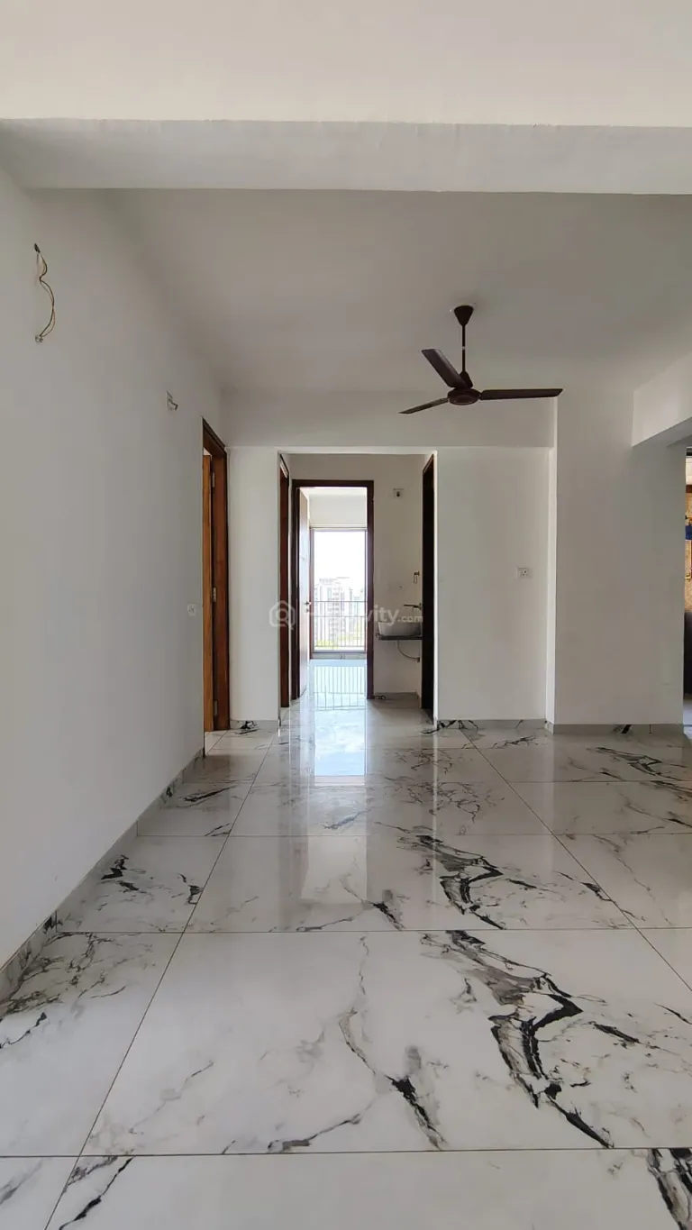 2 BHK Flat for Rent in Kudasan, Gandhinagar Image 11