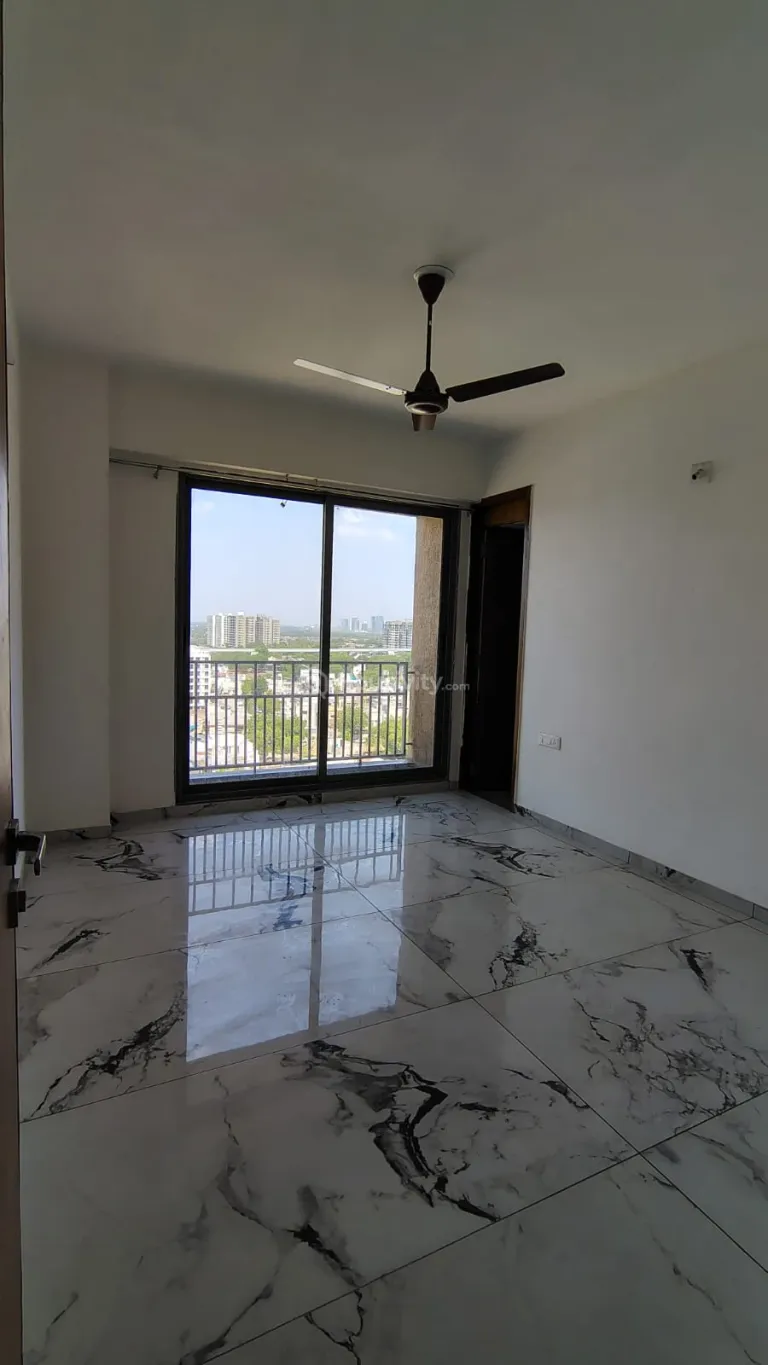 2 BHK Flat for Rent in Kudasan, Gandhinagar Image 16