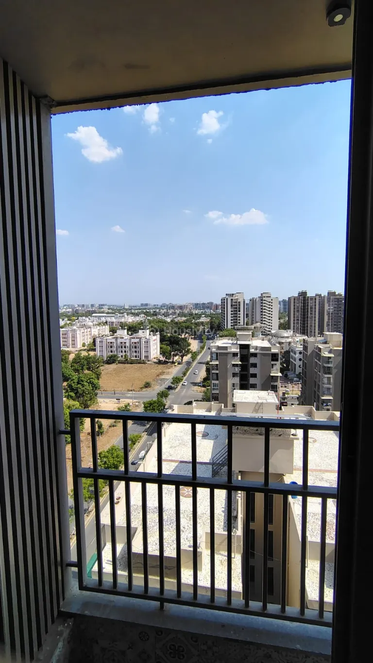 2 BHK Flat for Rent in Kudasan, Gandhinagar Image 19