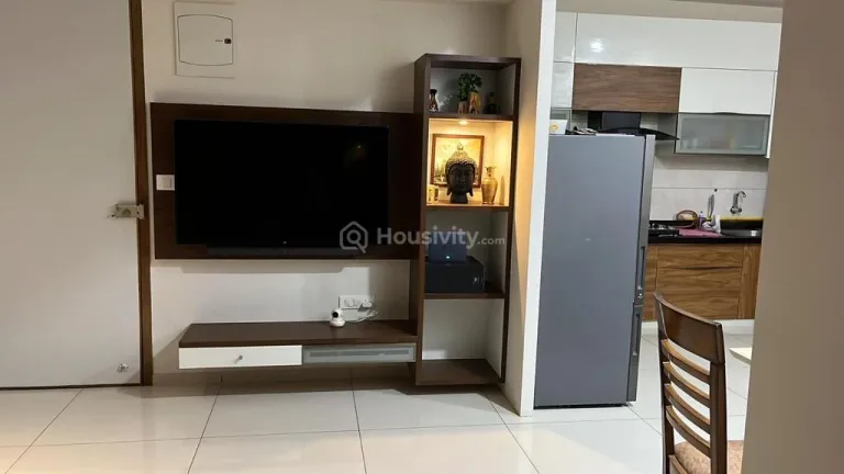 3 BHK Flat On Rent Image 7