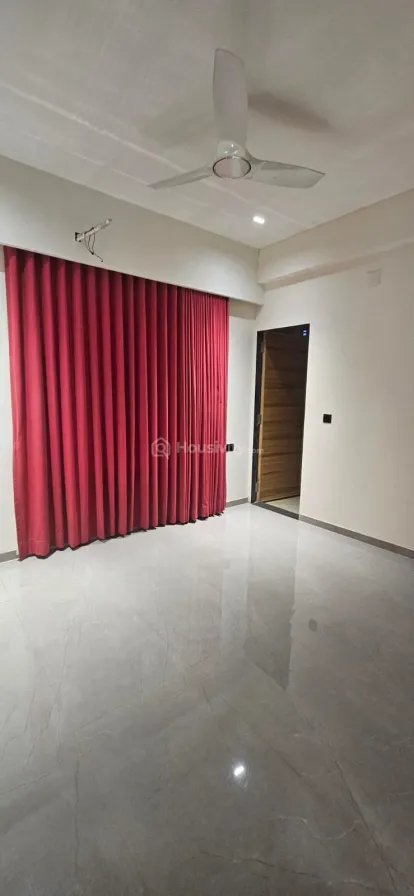 3 BHK Flat for Sale in Sargasan, Gandhinagar Image 12