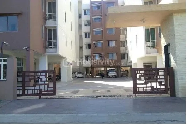 2 BHK Flat for Rent in Sargasan, Gandhinagar Image 4