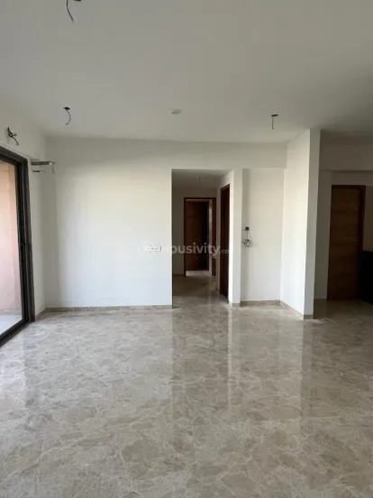 3 BHK Flat for Rent in Kudasan, Gandhinagar Image 9
