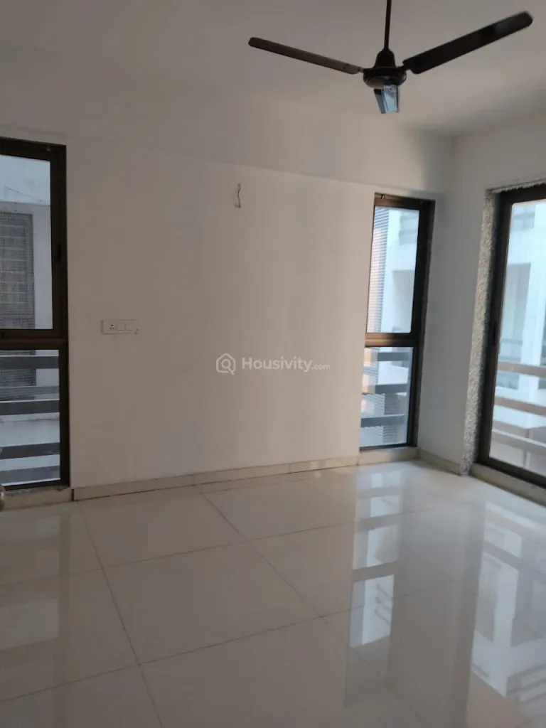 3 BHK Flat for Rent in Raysan, Gandhinagar Image 1