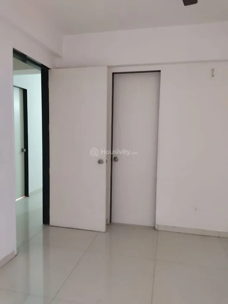 3 BHK Flat for Rent in Raysan, Gandhinagar Image 2