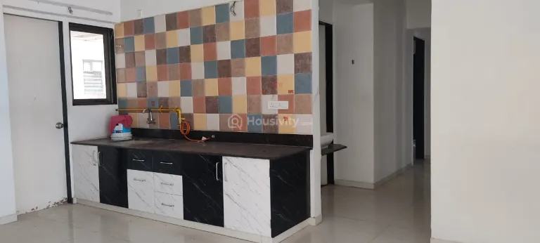3 BHK Flat for Rent in Raysan, Gandhinagar Image 11