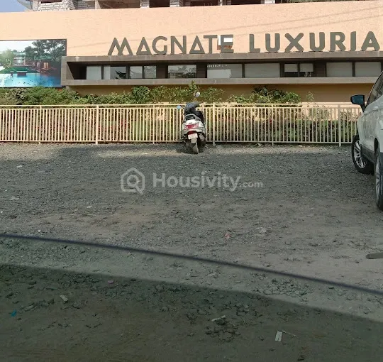 Shop for Lease in Gota, Ahmedabad Image 1