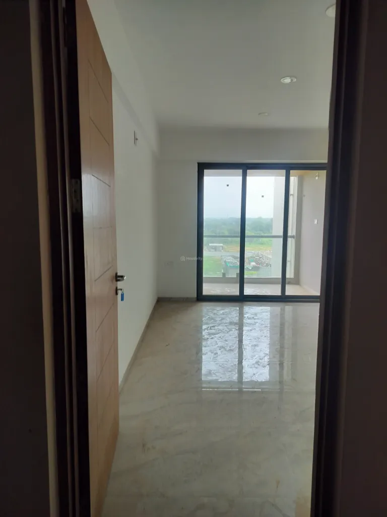 2 BHK Flat for Sale in Sargasan, Gandhinagar Image 1