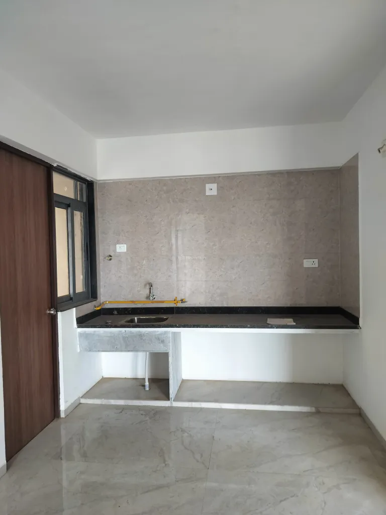 2 BHK Flat for Sale in Sargasan, Gandhinagar Image 4