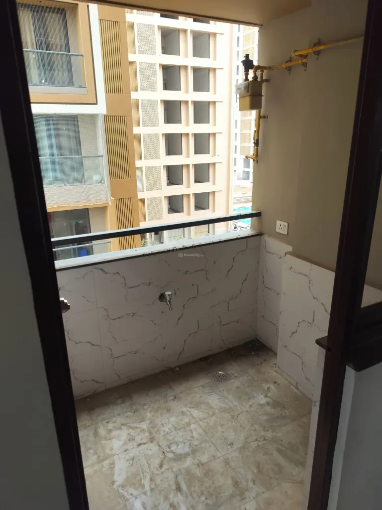 2 BHK Flat for Sale in Sargasan, Gandhinagar Image 7