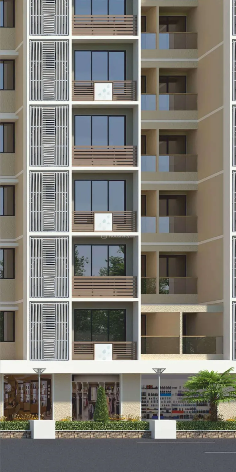 Maitri Lake View Image 4