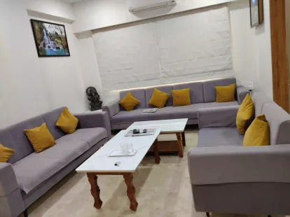 4 BHK Flat for Sale in Kudasan, Gandhinagar Image 5