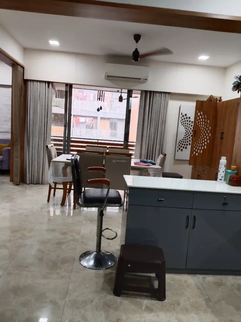 4 BHK Flat for Sale in Kudasan, Gandhinagar Image 8