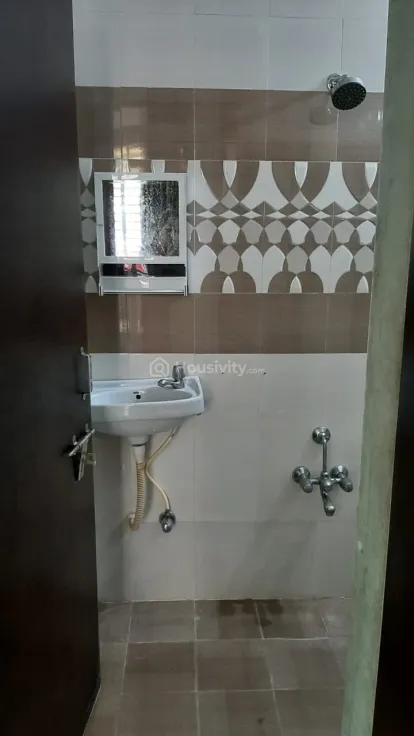 3 BHK Flat for Sale in Sargasan, Gandhinagar Image 1