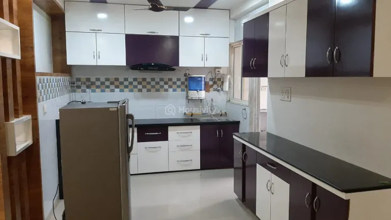 3 BHK Flat for Sale in Sargasan, Gandhinagar Image 9