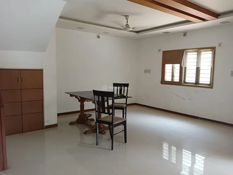 4 BHK Bunglow for Rent in Satellite, Ahmedabad Image 1