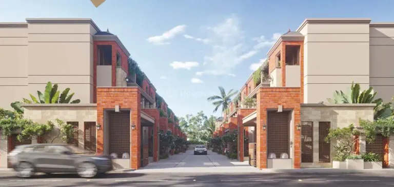 Courtyard Luxuria Image 11