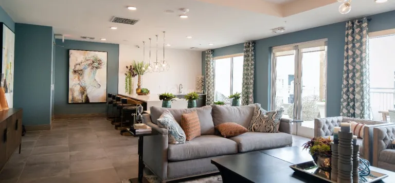 Alembic Kiara Image 2