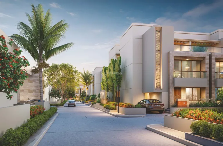 Reva Clublife Image 6