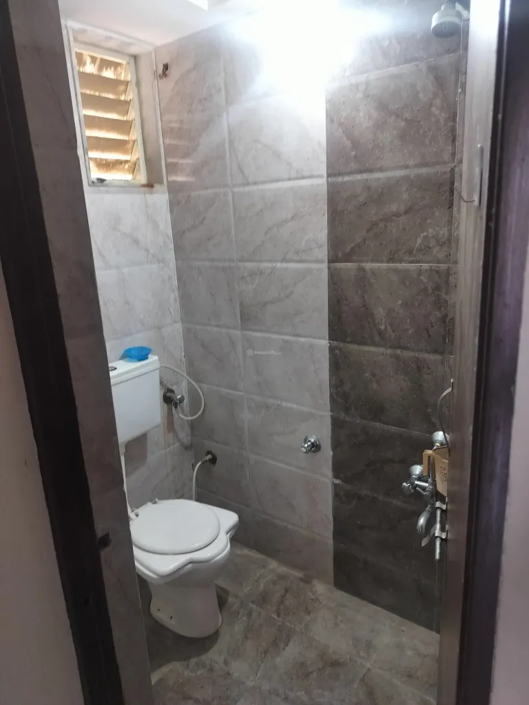 2 BHK Flat for Rent in Sargasan, Gandhinagar Image 10