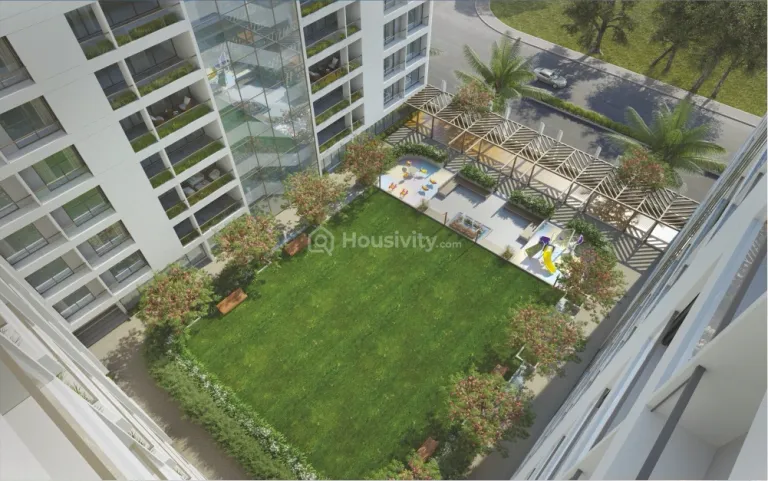 Broadway Skycourt Image 3