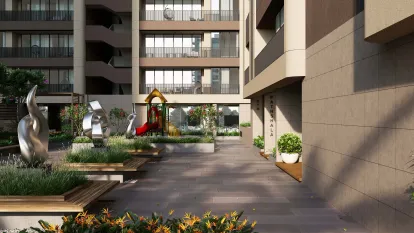 Nova Shantinath Image 6