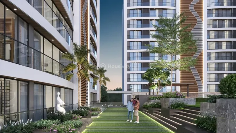 Raghuvir Silverstone Image 13