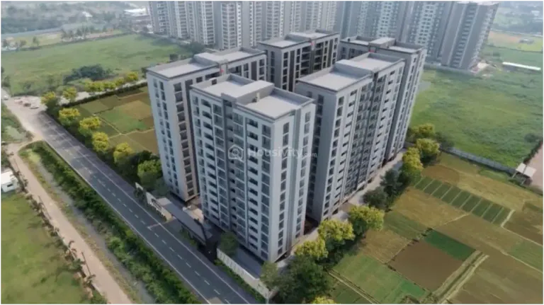 Glorina World Image 2