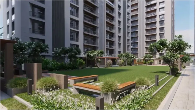 Glorina World Image 4