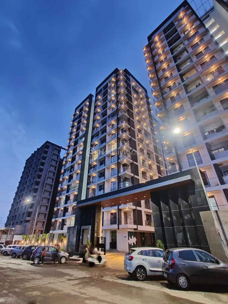 Vraj Antonia Image 1