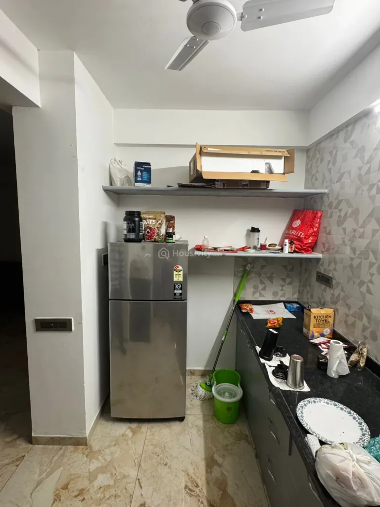 2 BHK Flat for Rent in Sargasan, Gandhinagar Image 3