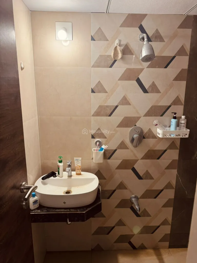 2 BHK Flat for Rent in Sargasan, Gandhinagar Image 2