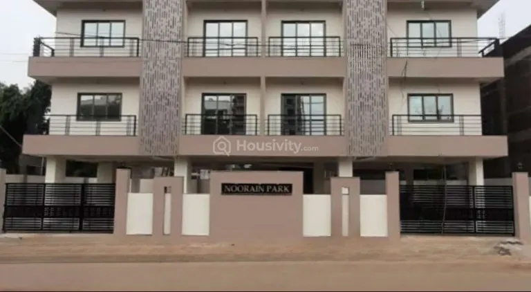 Noorain Park Image 2