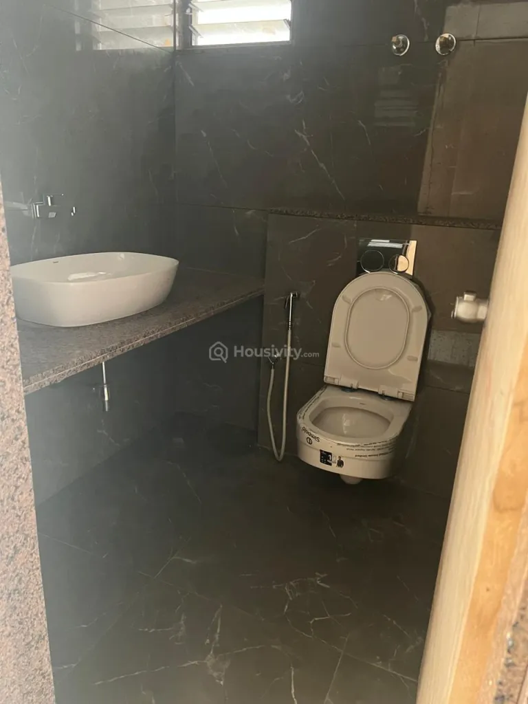 3 BHK Flat for Sale in Sargasan, Gandhinagar Image 4