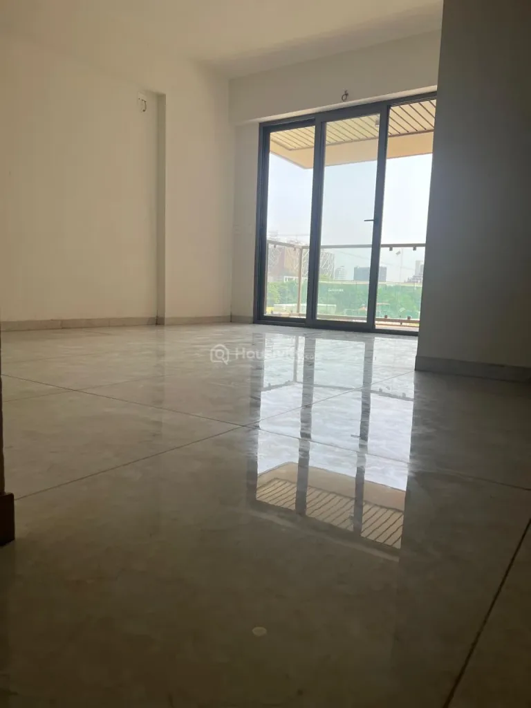 3 BHK Flat for Sale in Sargasan, Gandhinagar Image 3