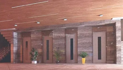 Bombay Super 2 Image 1