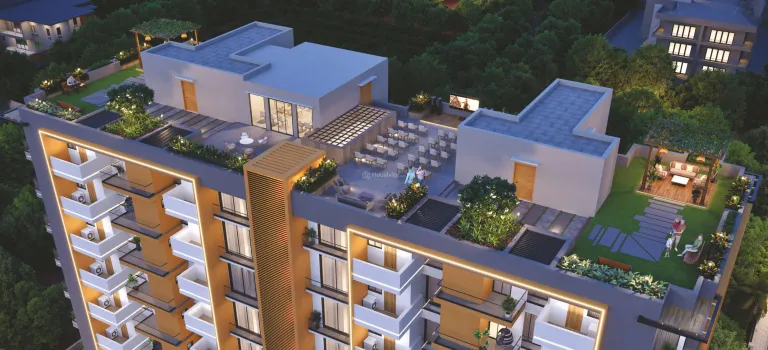 Sapphire Square Image 3