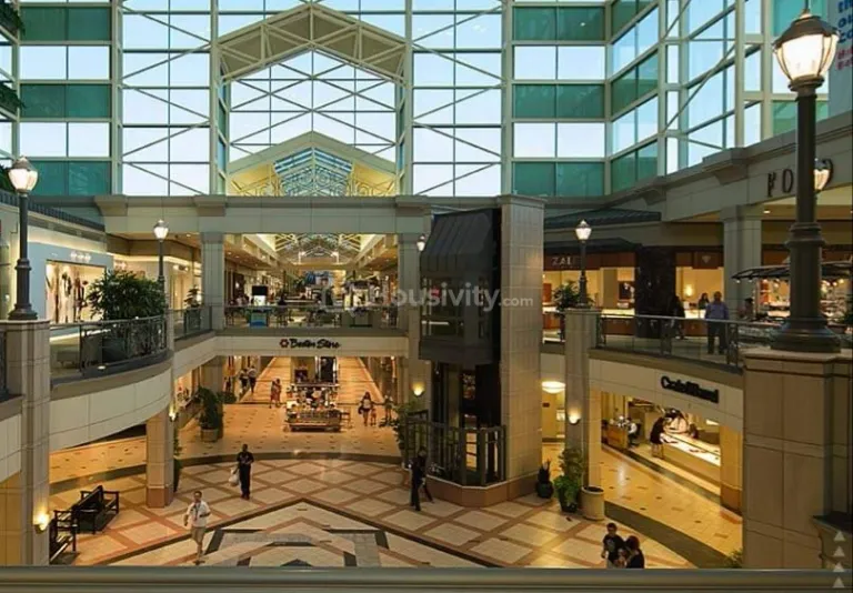 Western Jewel Mall Image 18